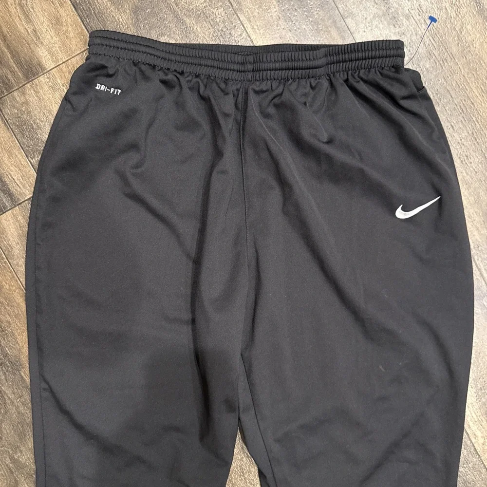 Nike Dri-FIT Track Pants Men's Large Black Athletic Tapered Sweatpants Swoosh